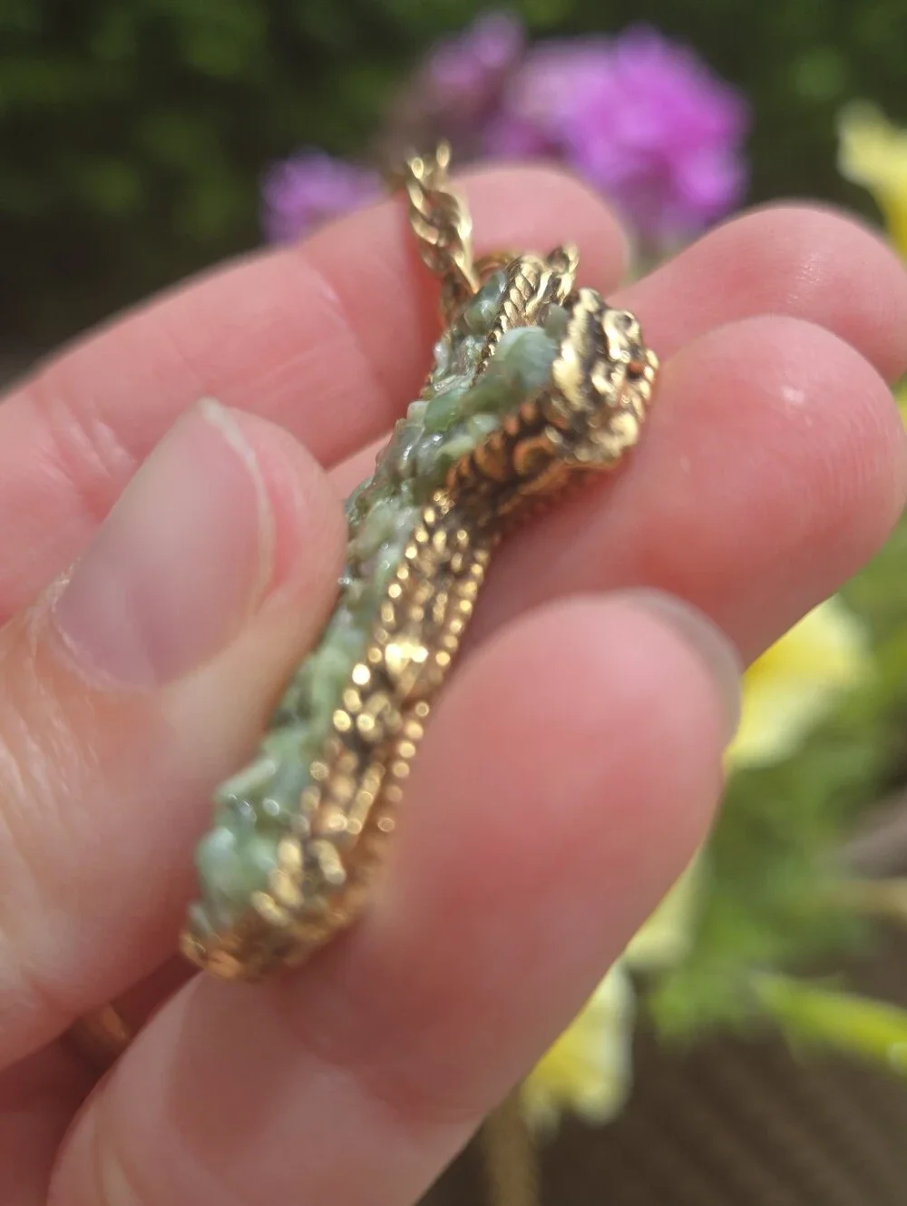 Vintage Green Jade Stone Gold Tone Rope Trim Cross Pendant With Necklace‎